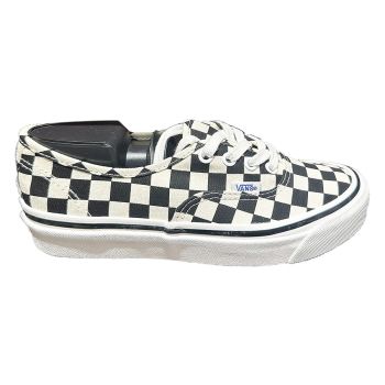 VANS 鞋
