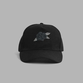 Blvck 玫瑰帽