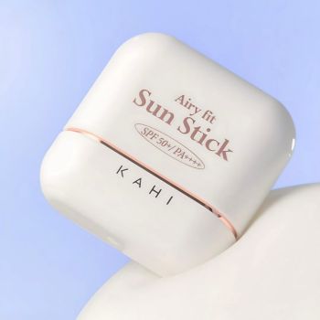 KAHI AIRY FIT SUN STICK 轻透防晒抗皱水凝棒
